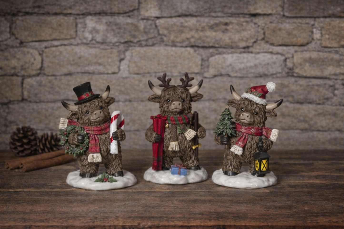6"H Resin Holiday Highland Cow PREORDER ONLY SET OF 3