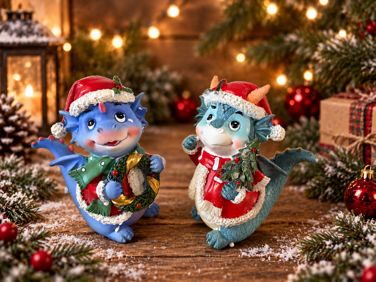 Christmas Dragon Hatchling Stander set of 2