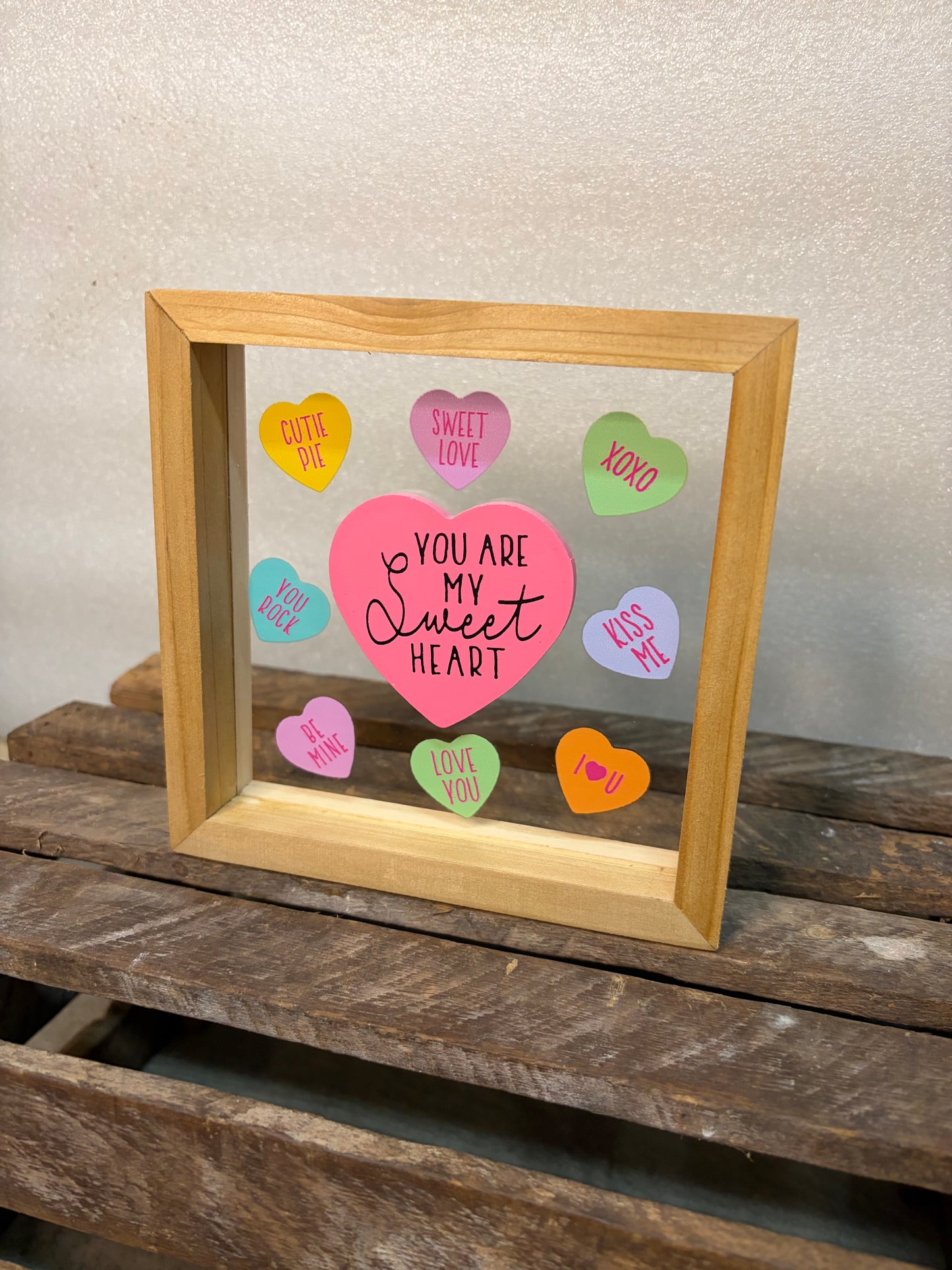 Valentines Day Heart Box Sitter