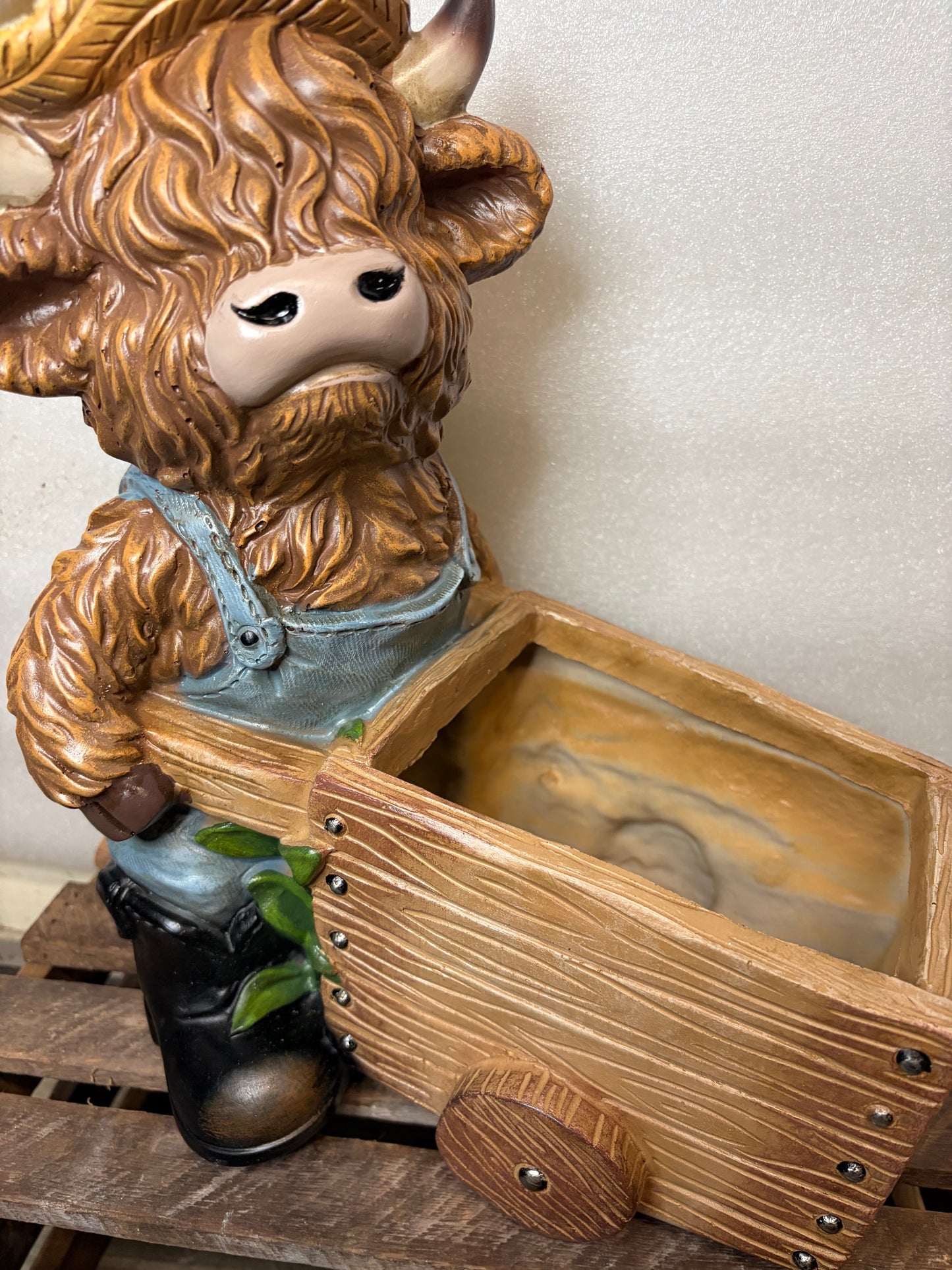 Highland Cow with Wheelbarrow LARGE