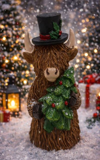 PREORDER HIGHLAND COW HOLDING TREE ORNAMENT