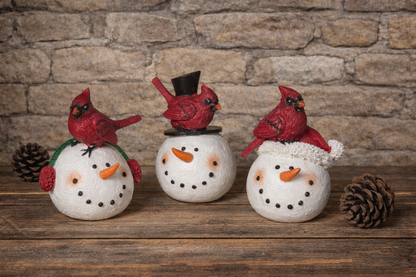 3.94" H Resin Cardinal on Snowman head PREORDER ONLY