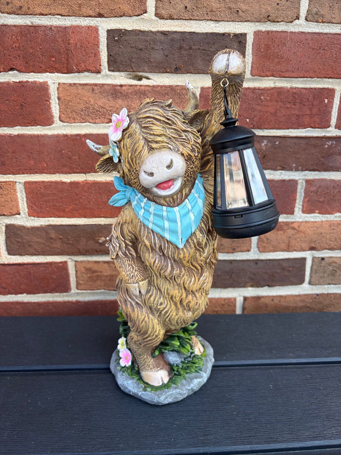 Solar Lighted Resin Highland Cow with Lantern