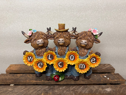 Welcome Highland Cow Sunflower Holding Sign IN STOCK